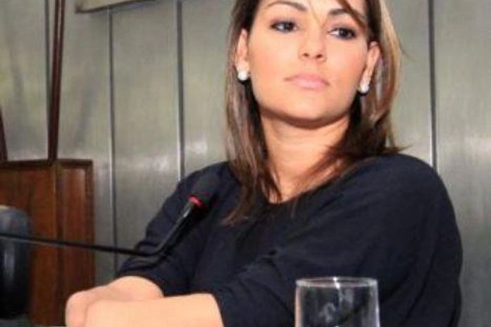 Deputada Thaíse Guedes