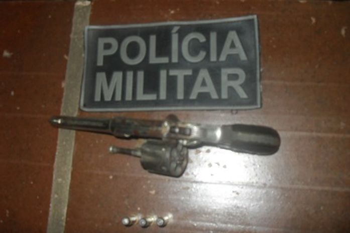 1ª Companhia Independente apreende arma em São Miguel