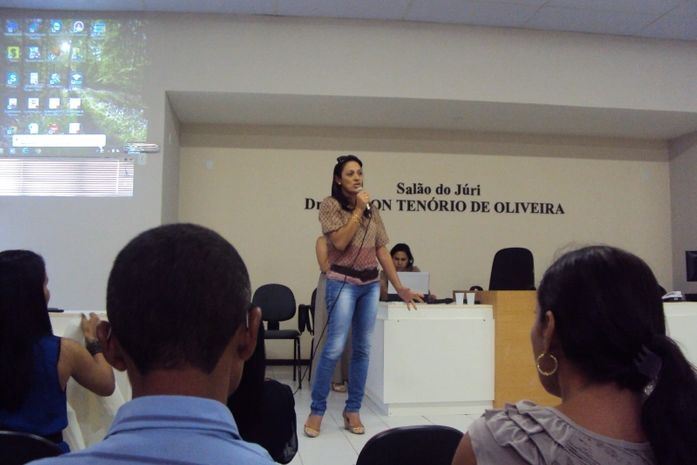 Professores de Limoeiro de Anadia participam de seminário sobre Educação Ambiental