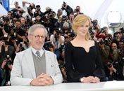 Nicole Kidman e Steven Spielberg se apresentam como jurados em Cannes