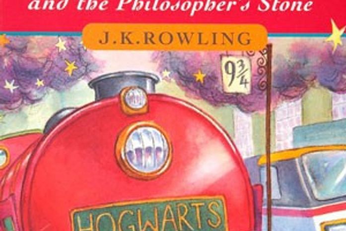 Primeira edição de 'Harry Potter' anotada por autora vai a leilão