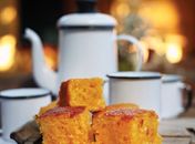 Bolo de milho combina com um cafezinho; anote receita fácil de fazer