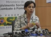 Ministra pede que população siga o calendário de saques do Bolsa Família