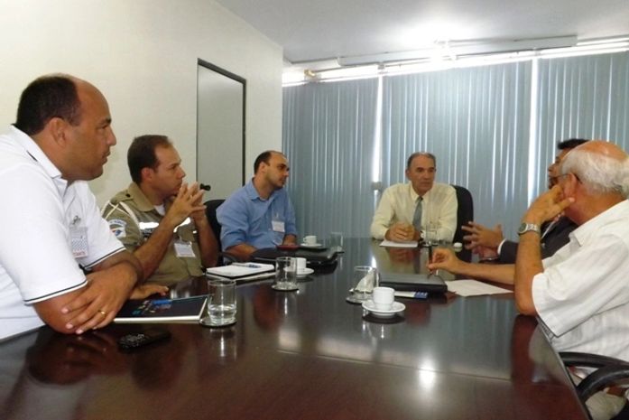 Reunião entre Arsal, SMTT e Infraero