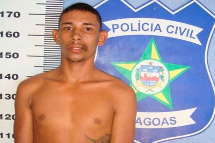 Rafael Silva dos Santos,22