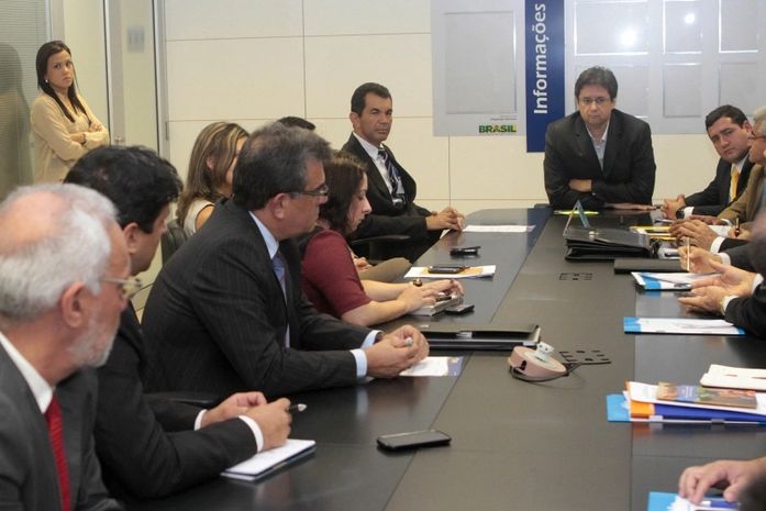 Vice-presidente da AMA participou de reunião em Brasília