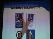 Condutores e estabelecimentos serão multados por uso de vagas especiais