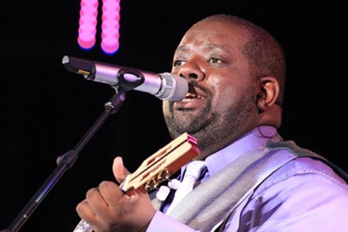 Cantor Perícles, ex-exaltasamba é um dos destaques do final de semana