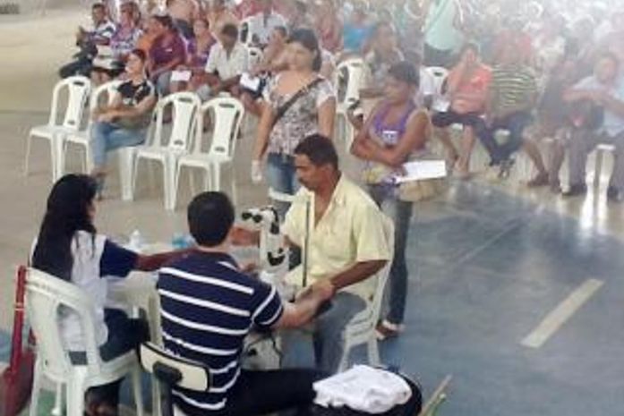 Em Girau, Idosos com problema de visão comemoram ação da prefeitura com o Iofal