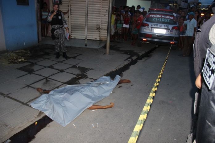 Adeilson foi assassinado Jacintinho