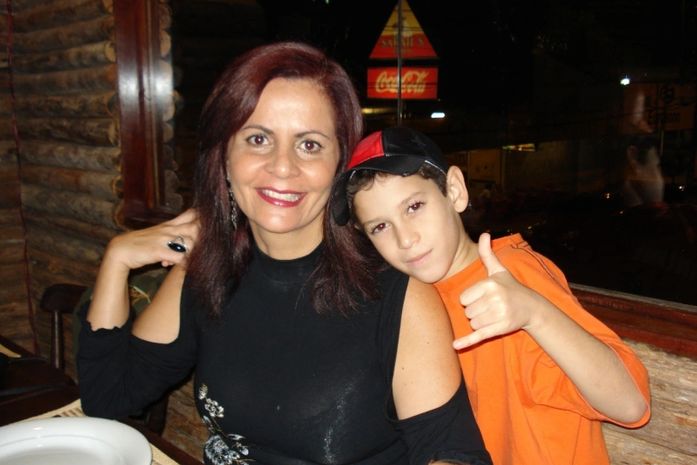 Ana Cristina e o filho Eri