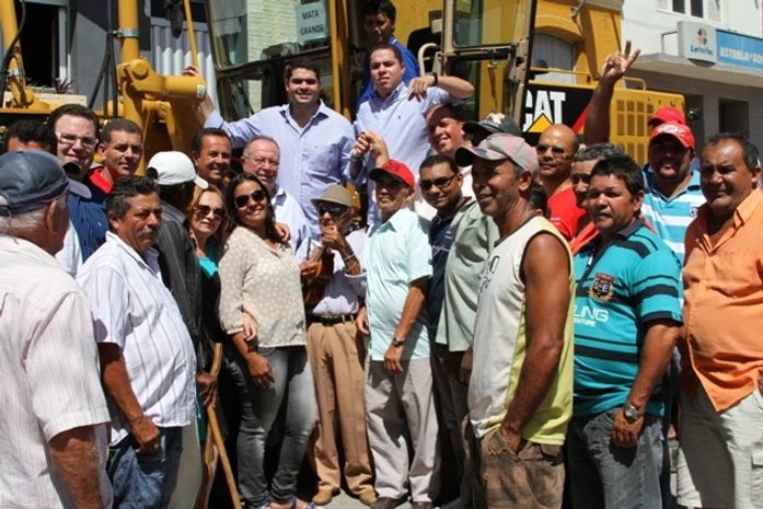 Jacob Brandão entrega unidades de apoio à saúde aos povoados