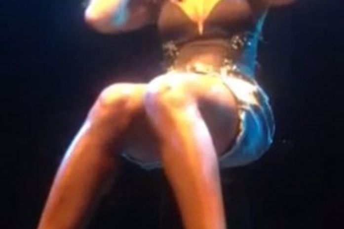 Ex-Destiny's Child revela ciúme de Beyoncé em música e chora ao cantar