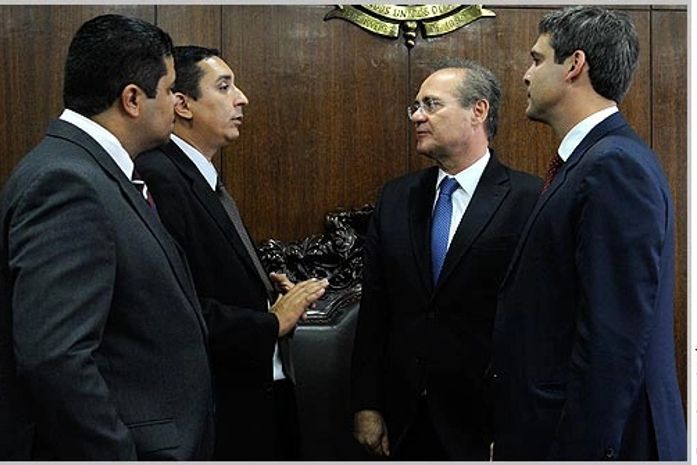 Representantes dos profissionais foram recebidos por Renan no Senado