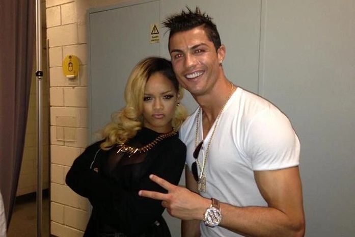 Astro português fez pose com o cantora após show em Lisboa