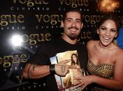 Anamara lança ensaio nu em festa com ex-BBBs e esconde foto com Yuri