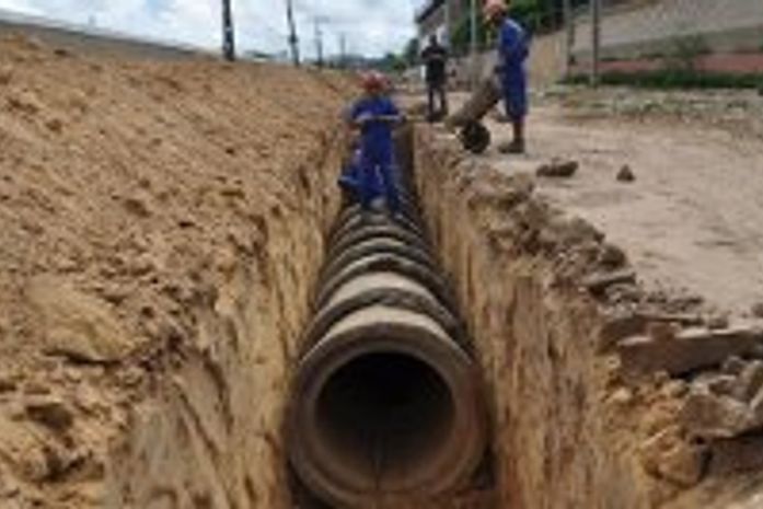Obra de saneamento em Arapiraca