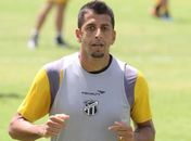 CRB anuncia zagueiro e fica perto de quatro reforços e treinador