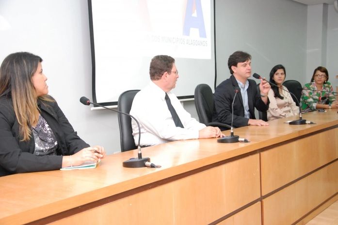 Beltrão pede e beneficiários do Bolsa Família pagarão menos por energia