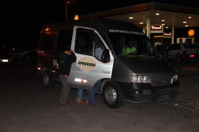 Veículo foi onde ocorreu o crime