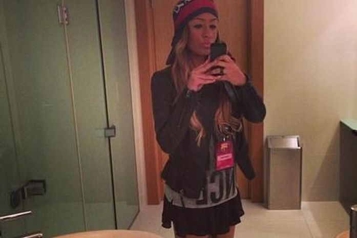 "Vagas abertas para: mozão", posta irmã de Neymar no Instagram