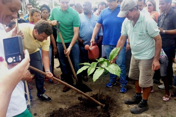 Bairro Vivo: Projeto beneficia comunidade do Graciliano Ramos