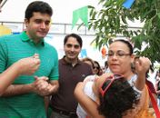 Prefeito e secretário de Saúde abrem campanha de vacinação contra a pólio