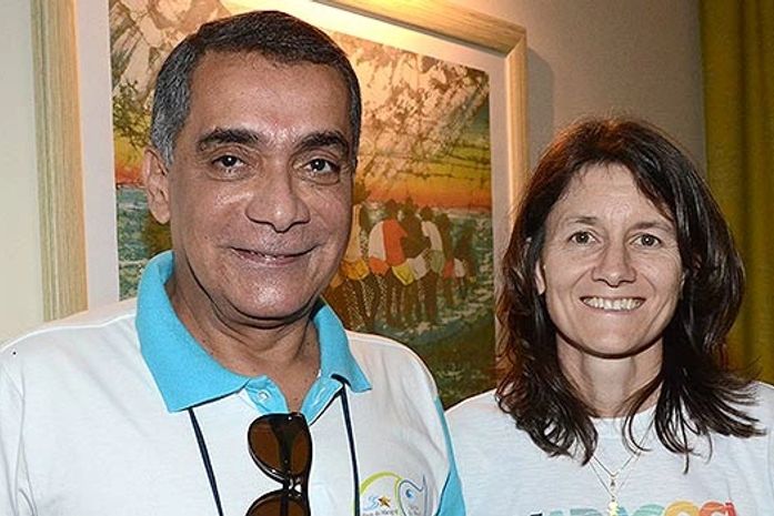 Gildo Galdino, do Grupo Salinas e Virginia Stodolni, Costa Azul receptivo