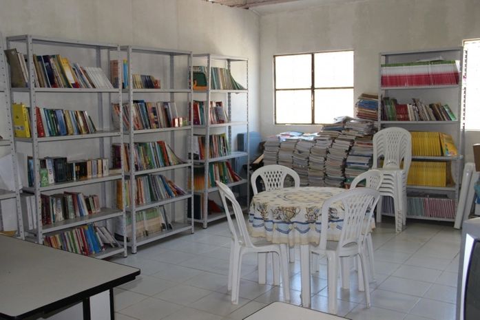 Biblioteca foi construída com apoio da Fits