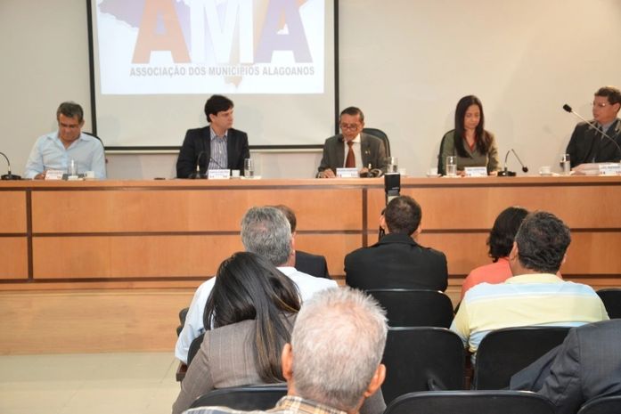 Mais de 70% dos municípios estão adimplentes com o TRT