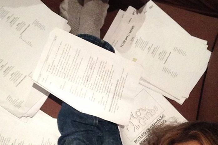 Em meio a rumores de separação, Grazi Massafera posta foto com Cauã