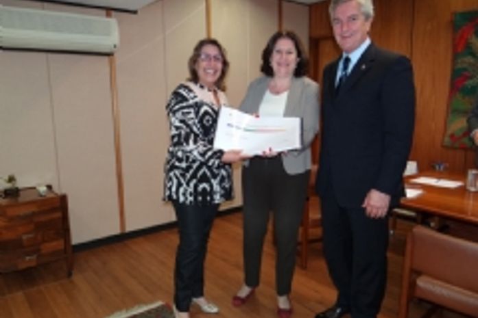 Celia, ministra Miriam Melchior e o senador Collor