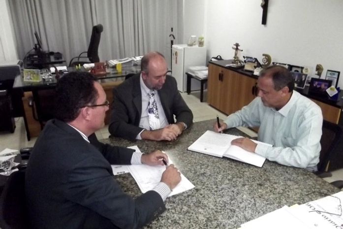 Marcos Ferreira assume o escritório do governo em Brasília