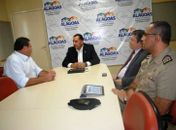 Remi em reunião com Dário César, comandante da PM e delegado-geral da Polícia Civil