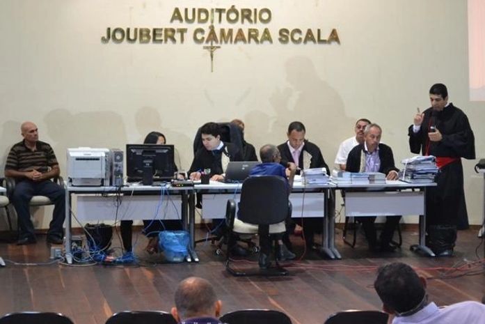 Júri condenou quatro dos seis réus no processo