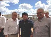 Teotonio, Marcelino e Rogério conversando em Arapiraca