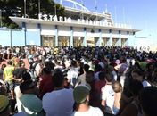 Felipão se irrita com Fifa e ordena portões abertos: "o treino é meu"