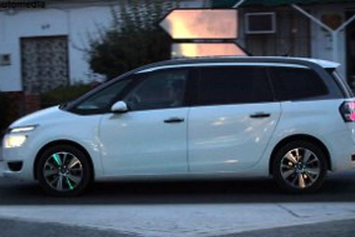 Citroën C4 Grand Picasso muda radicalmente