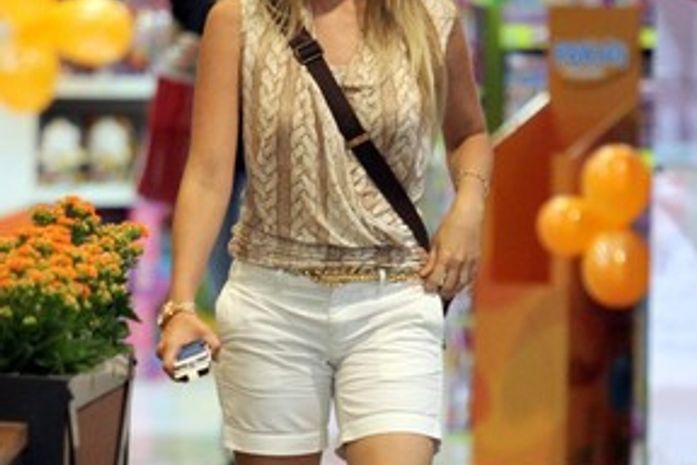 Esposa de goleiro da seleção é assaltada em Fortaleza: 'Com arma na cabeça'