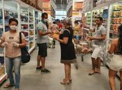 Saúde e Procon Arapiraca orientam clientes de supermercados sobre cuidados durante a pandemia