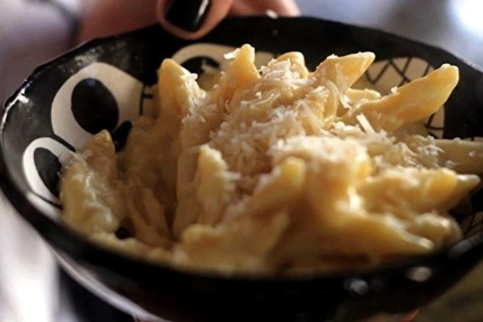 Saiba fazer um clássico americano: macarrão de forno com queijo; anote