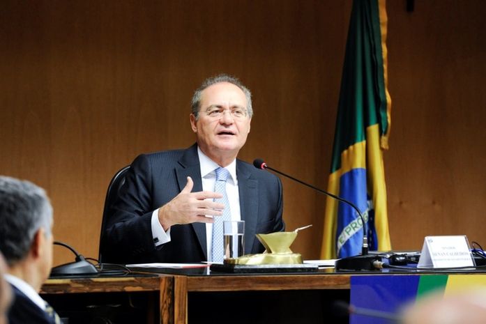 Renan defendeu em seminário do TCU que lei das licitações seja revista