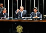 Renan anuncia pauta prioritária durante sessão do Senado nesta terça