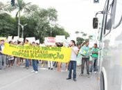 Manifestantes vão às ruas "Por um País melhor"