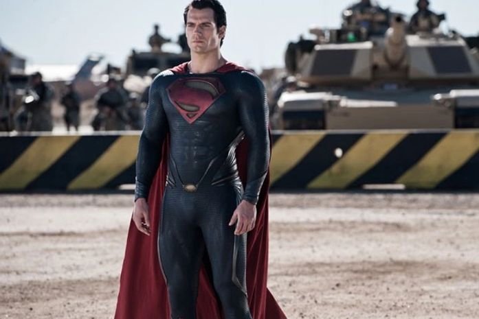 ‘O homem de aço’ exagera em detalhes sobre novo Superman