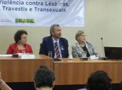Paulão do PT anuncia a "morte" de Mandela.