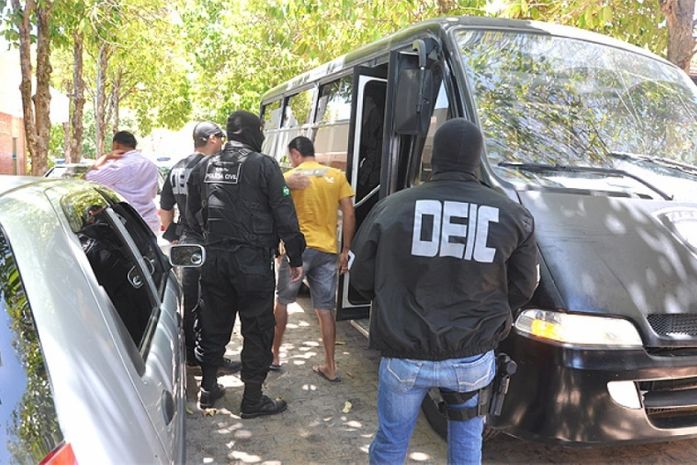 Presa quadrilha que vendia drogas em domicílio sob o comando de detento