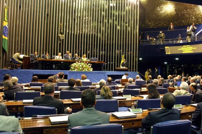 Mudanças do plebiscito podem valer em 2014