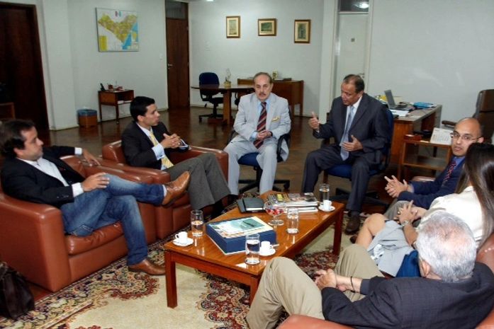 Empresa Indiana apresenta projeto de instalação em Alagoas