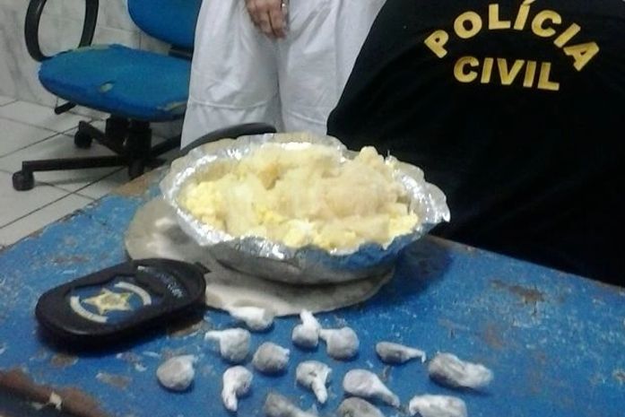 Drogas que seriam entregues na delegacia